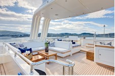 Calliope Yacht Bridge Deck - Photo Nicolas Claris